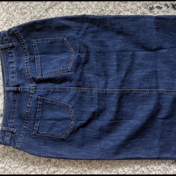 🆕 NWT Christopher Banks denim skirt - Picture 3 of 3